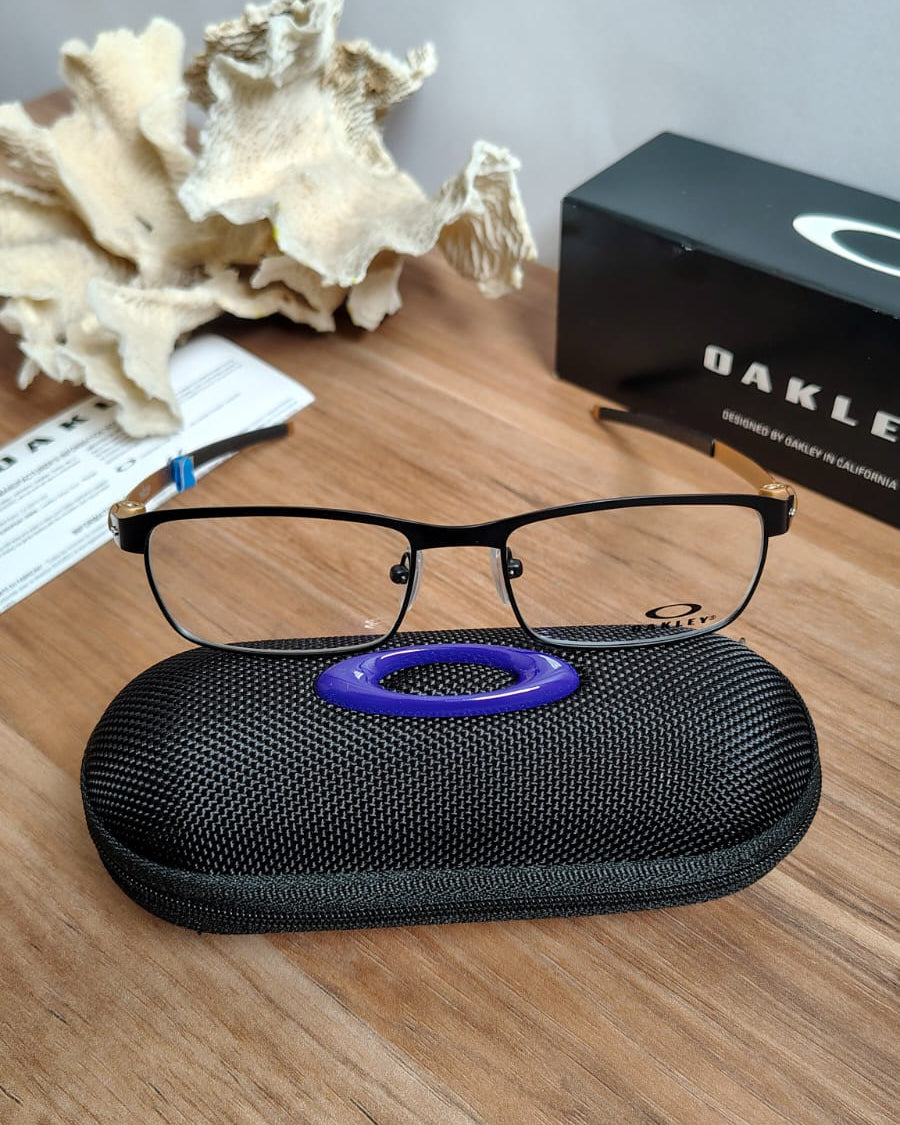 Montura Oakley