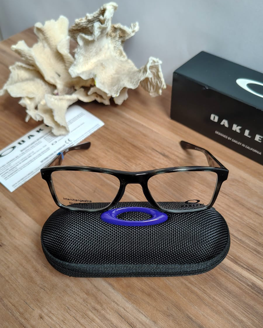 Montura Oakley