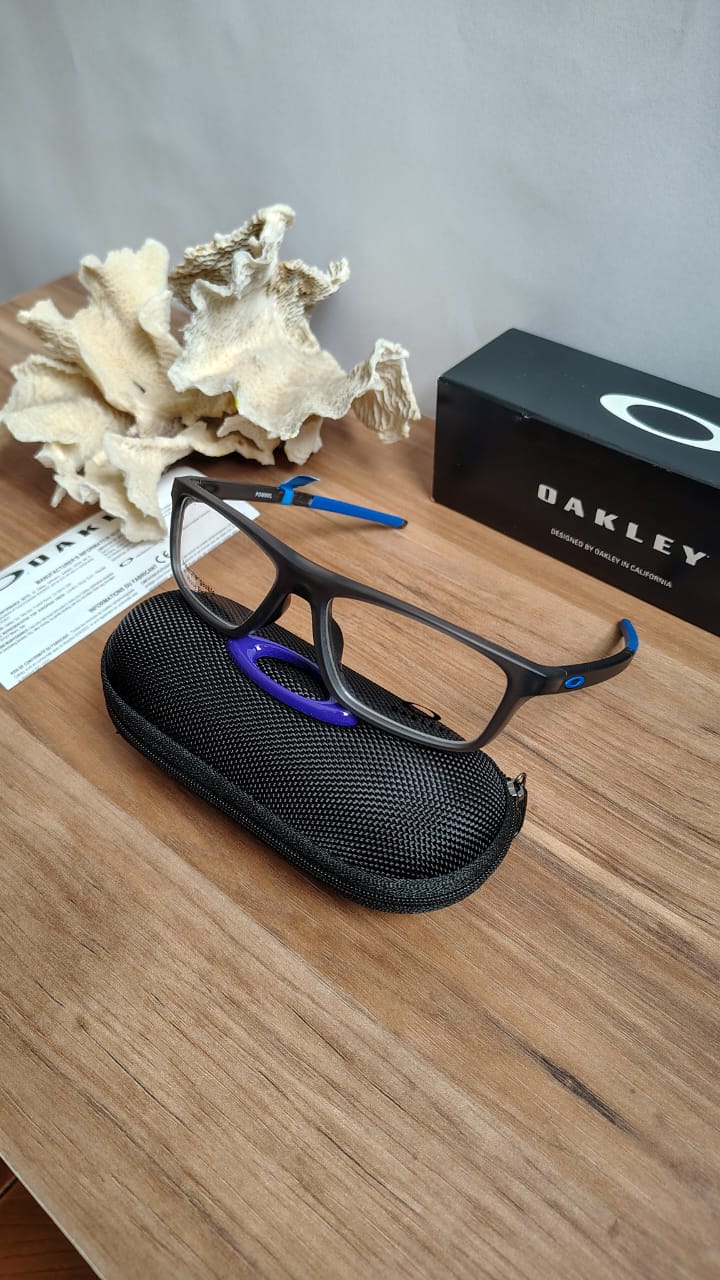 Montura Oakley
