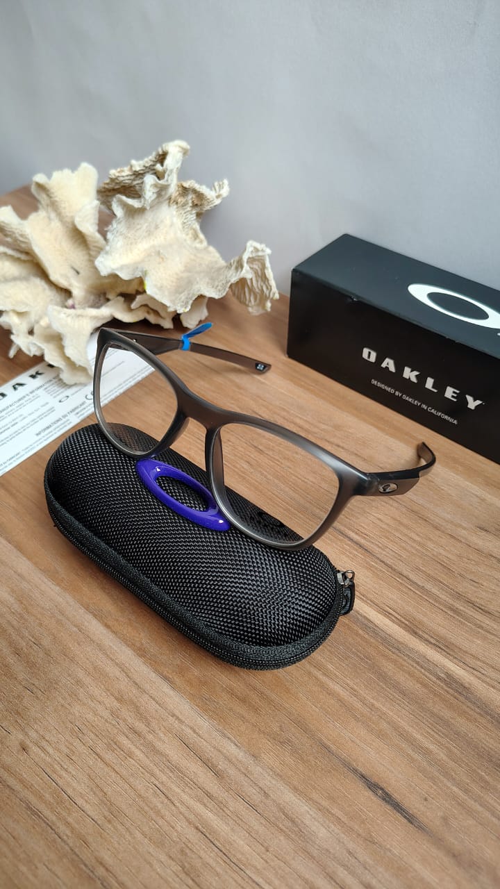 Montura Oakley