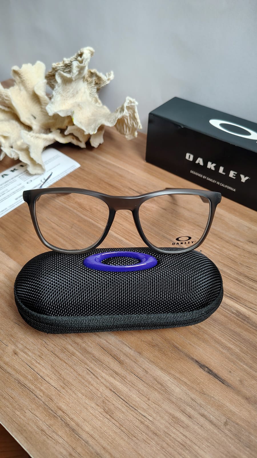 Montura Oakley