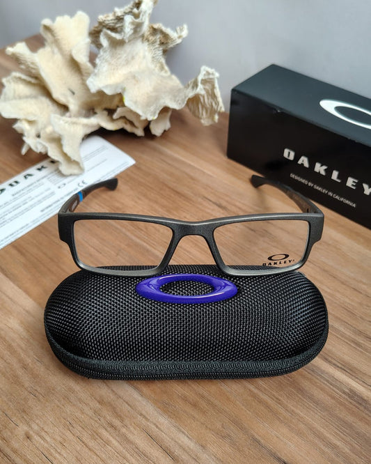 Montura Oakley