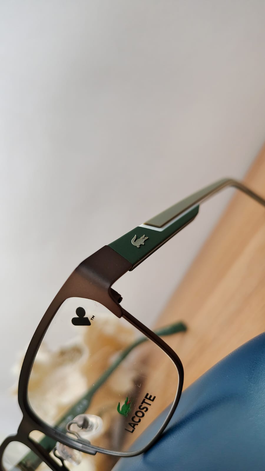 Montura Lacoste