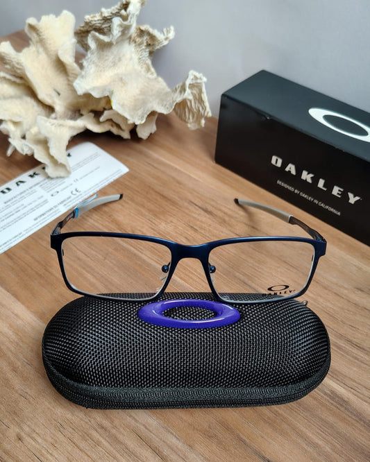 Montura Oakley