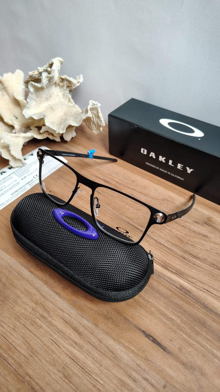 Montura Oakley