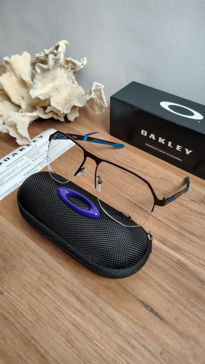 Montura Oakley