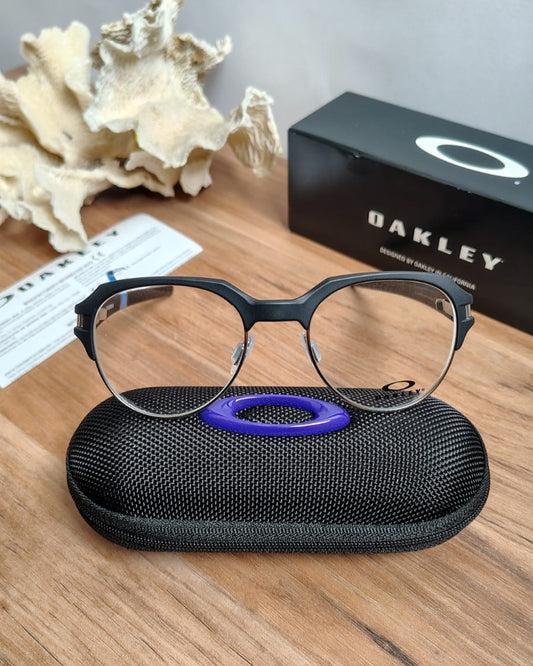 Montura Oakley