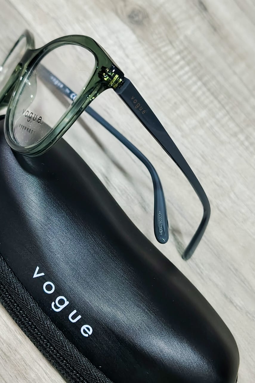Montura Vogue