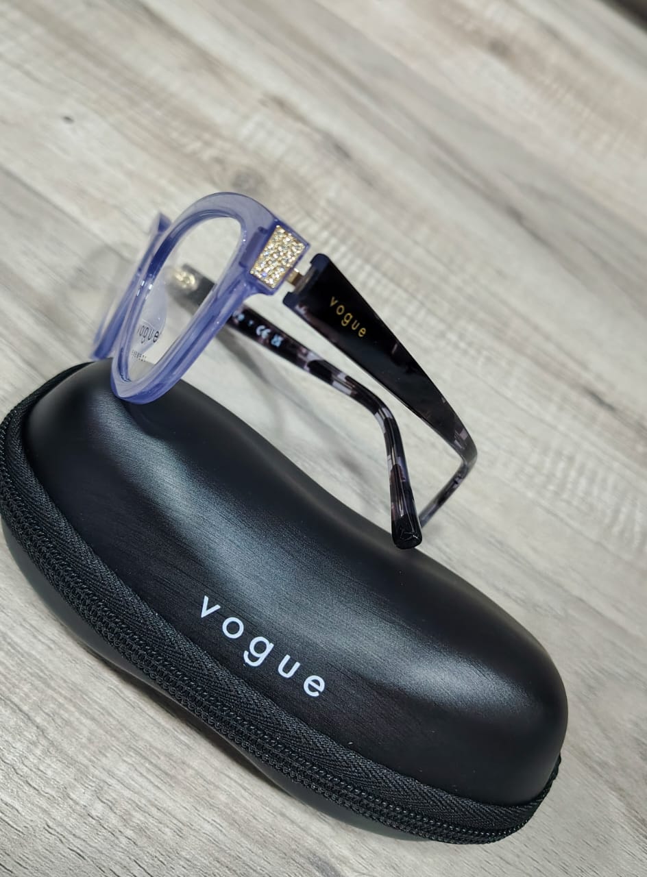 Montura Vogue